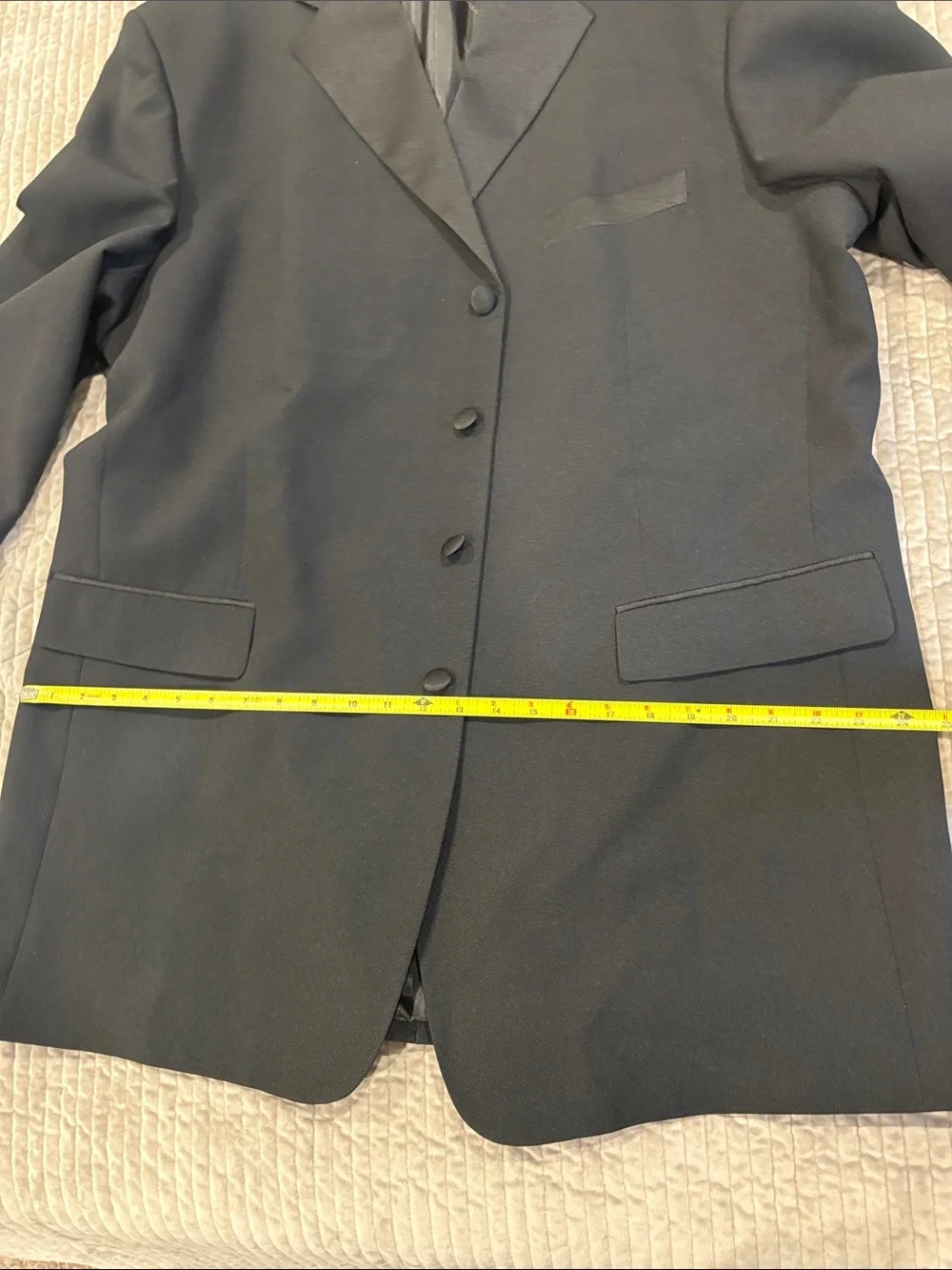 Men's Black Single-Breasted Blazer - Elegant Tailored Jacket